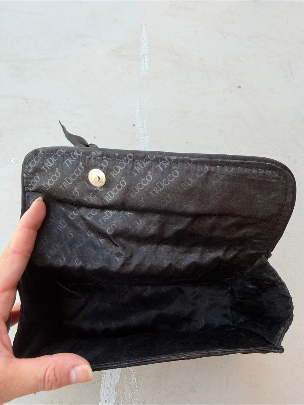 Vintage Trucco Elegant Black Pleated Clutch Wristlet with Tie Accent